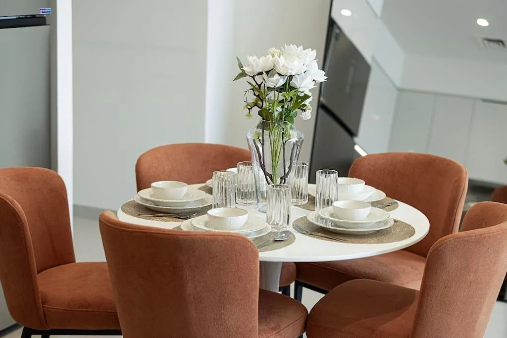 Lux Apartment - Super High Floor I 1 Min Dubai Mall
