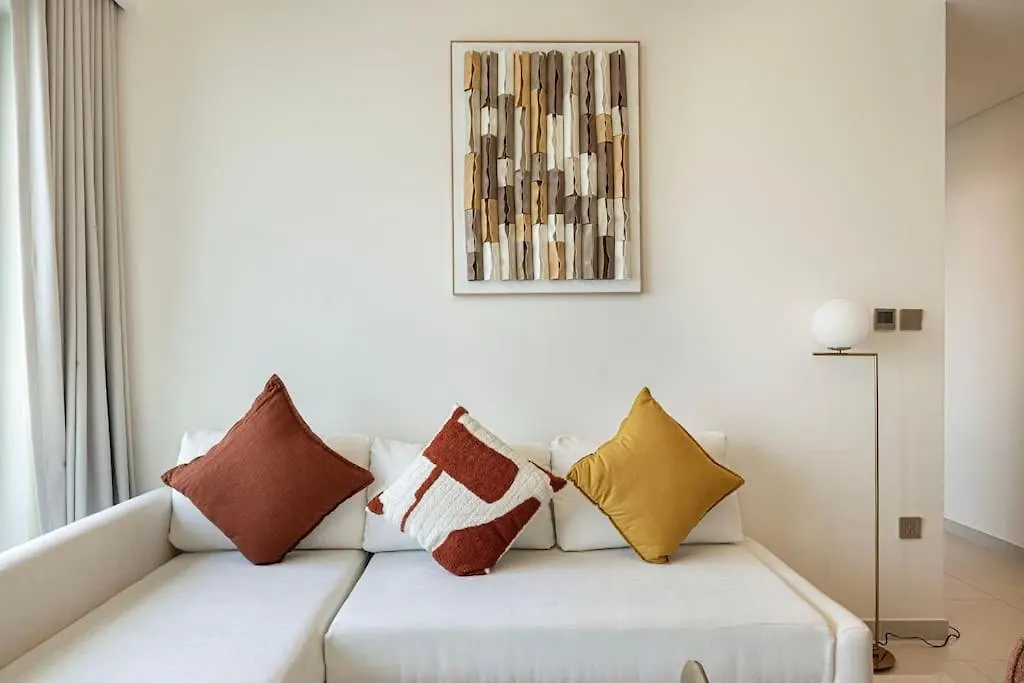 Lux Apartment - Super High Floor I 1 Min Dubai Mall