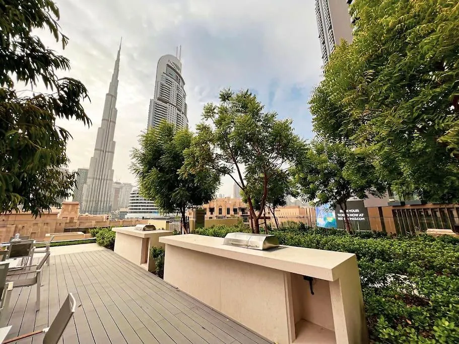Lux Apartment - Super High Floor I 1 Min Dubai Mall 0*,  United Arab Emirates
